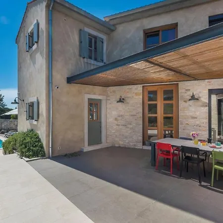 Casa Labobina Kurili